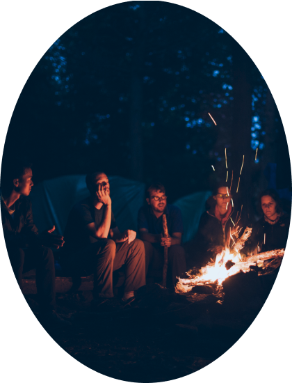 amigos na fogueira